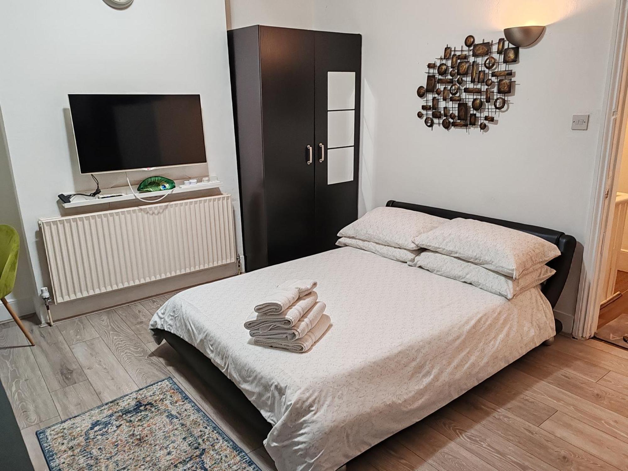 Kilburn High Road Studio Apartments 런던 외부 사진