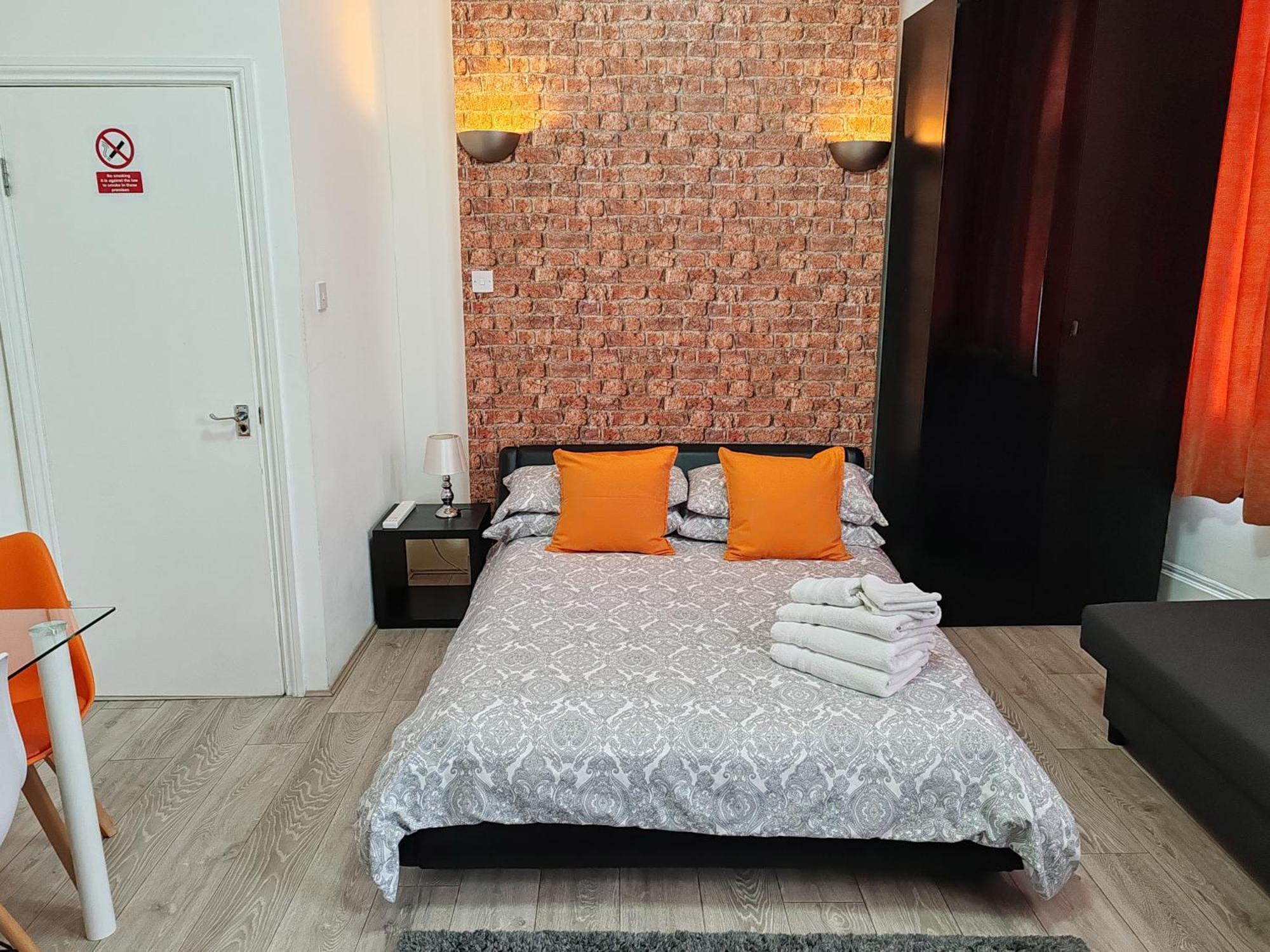 Kilburn High Road Studio Apartments 런던 외부 사진