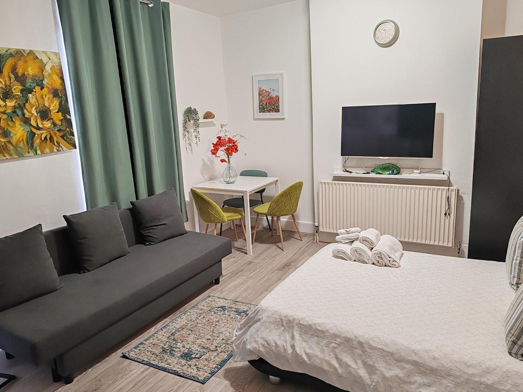 Kilburn High Road Studio Apartments 런던 외부 사진
