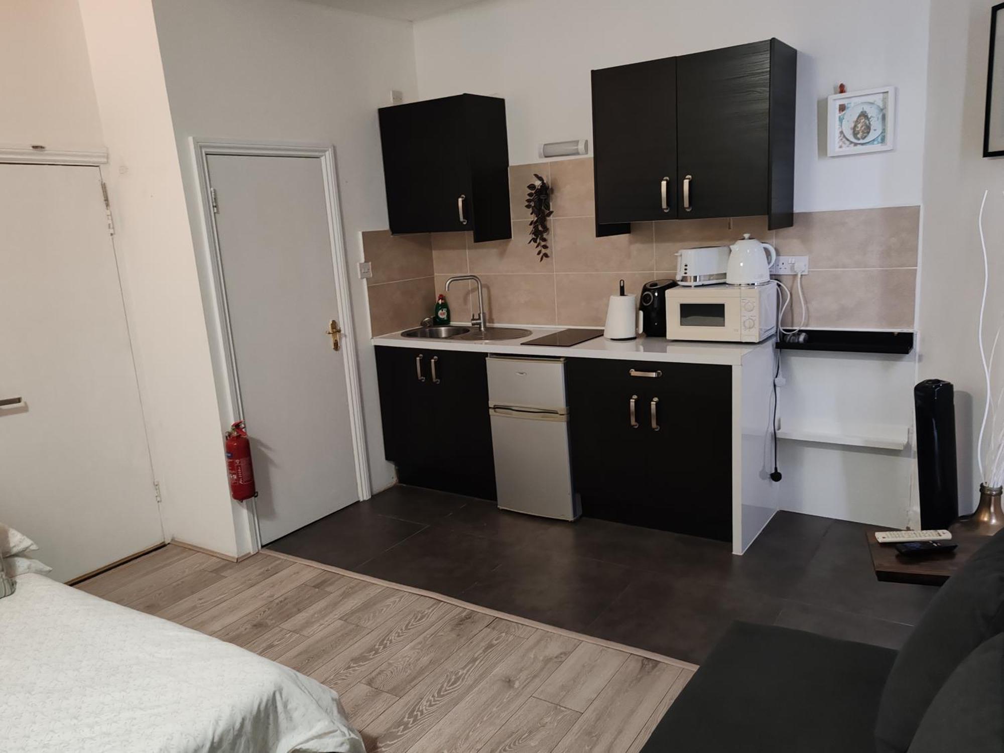 Kilburn High Road Studio Apartments 런던 외부 사진