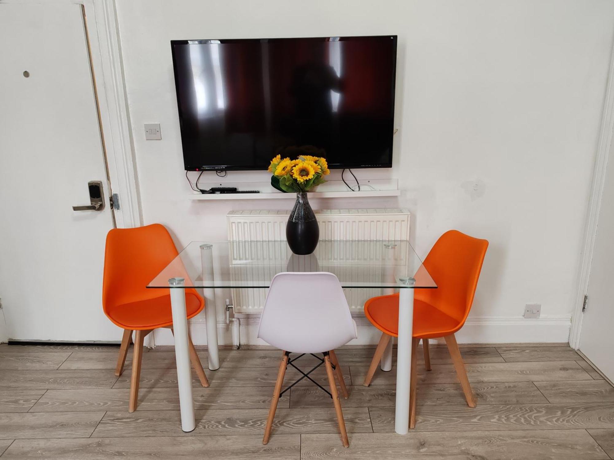 Kilburn High Road Studio Apartments 런던 외부 사진