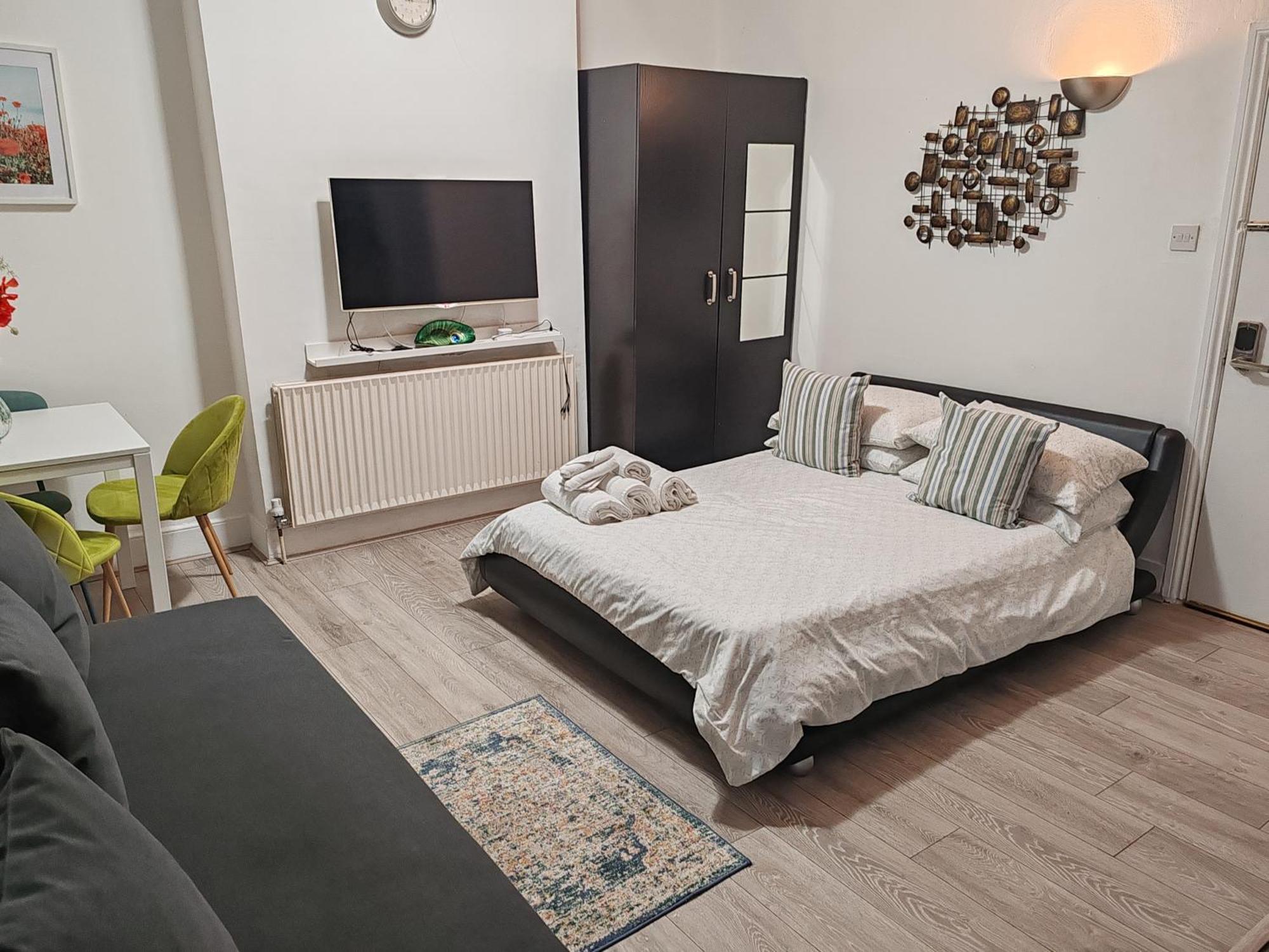 Kilburn High Road Studio Apartments 런던 외부 사진