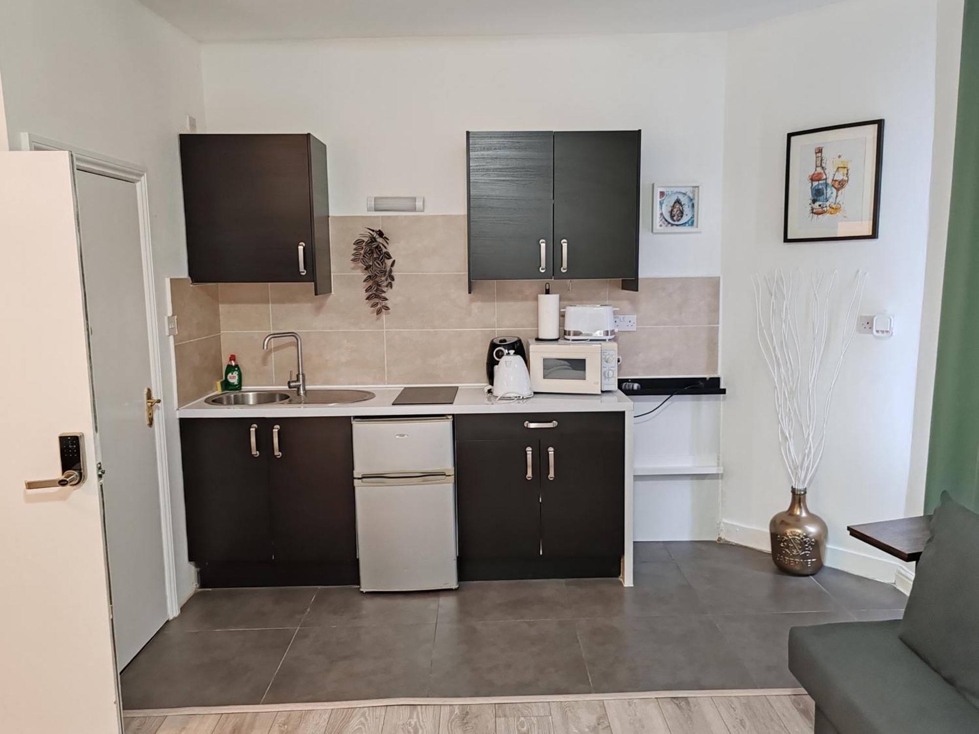 Kilburn High Road Studio Apartments 런던 외부 사진