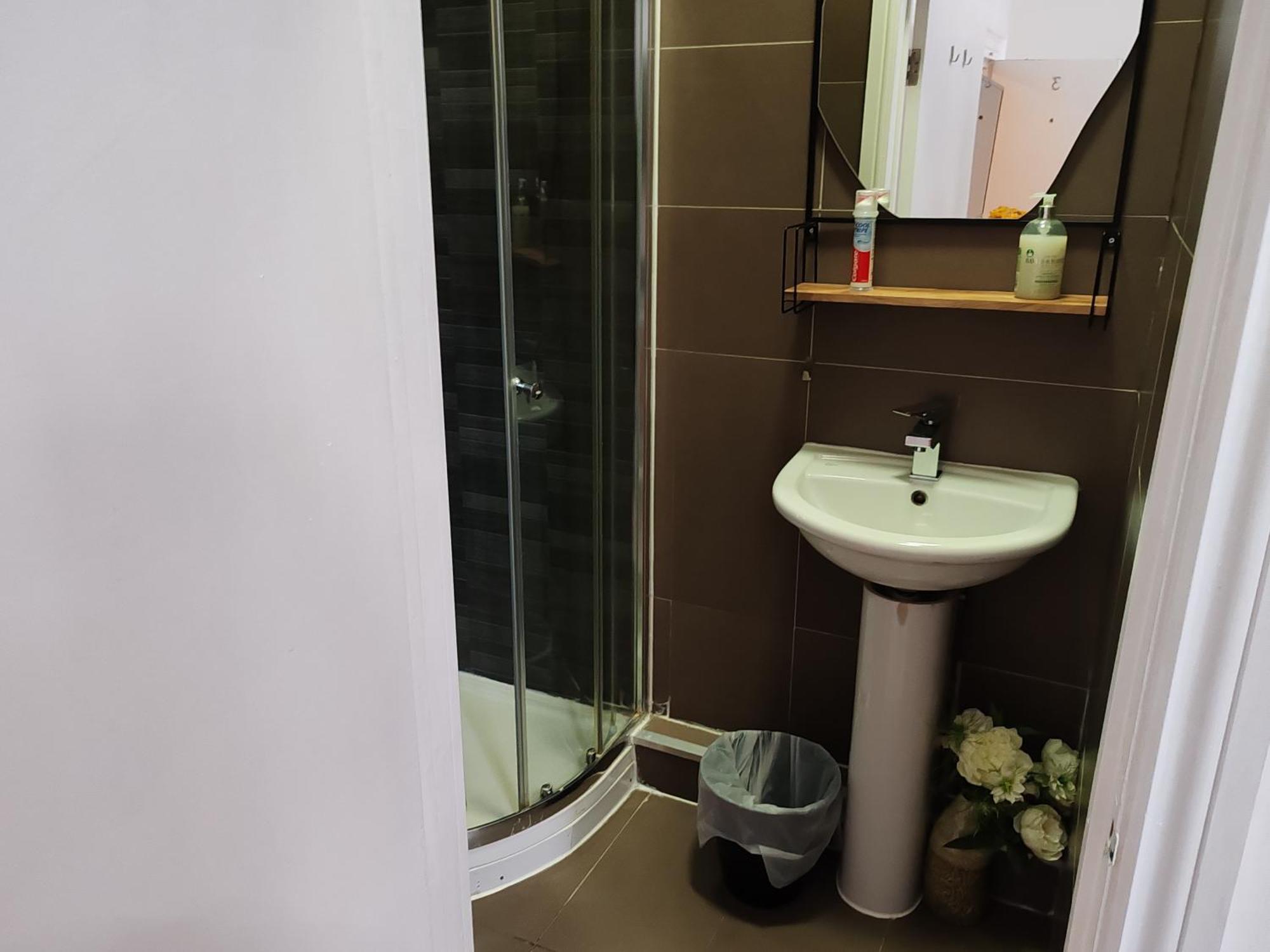 Kilburn High Road Studio Apartments 런던 외부 사진