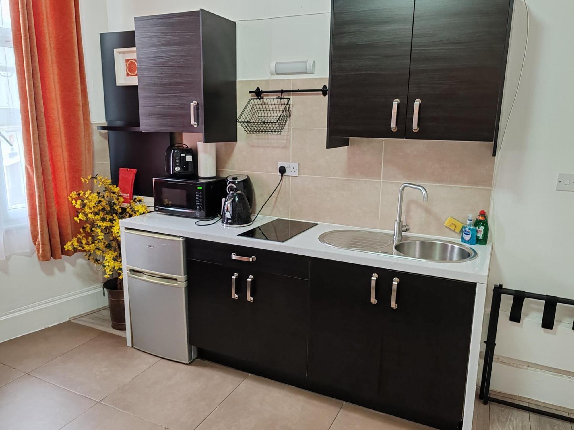 Kilburn High Road Studio Apartments 런던 외부 사진